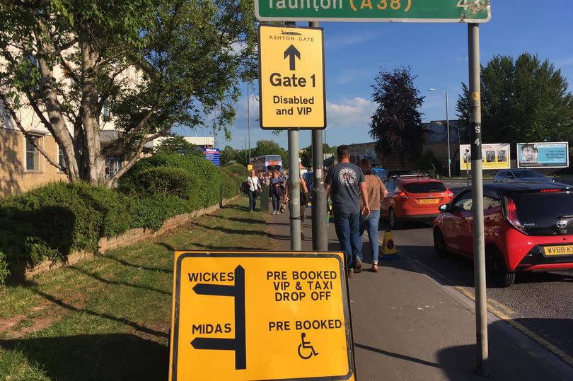 Traffic instructions on Winterstoke Road for the Ashton Gate Summer Series -Credit:Bristol Live