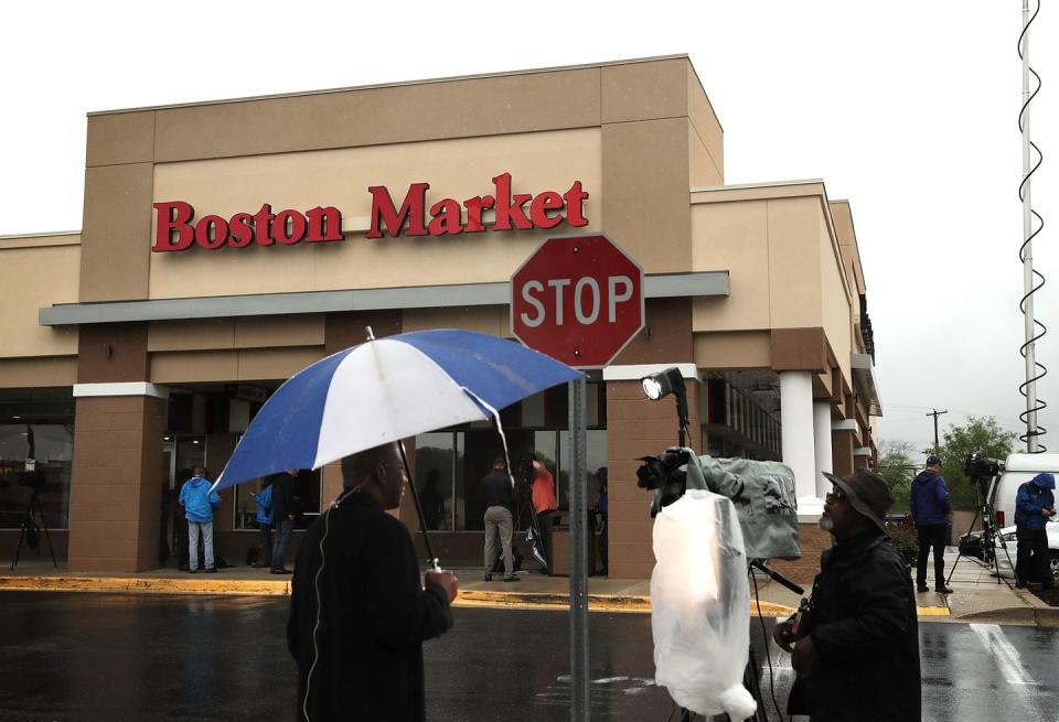 restaurants open on new years day boston market