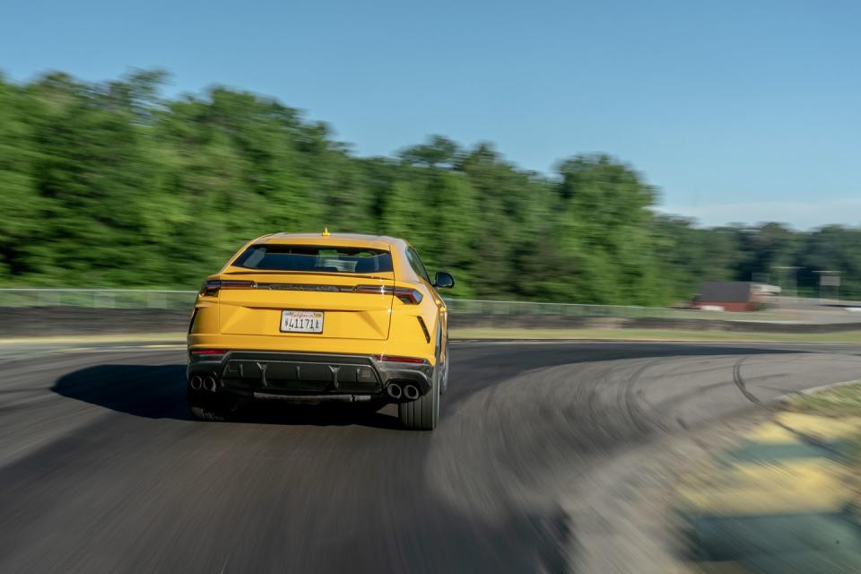 Photos of the 2019 Lamborghini Urus at Lightning Lap