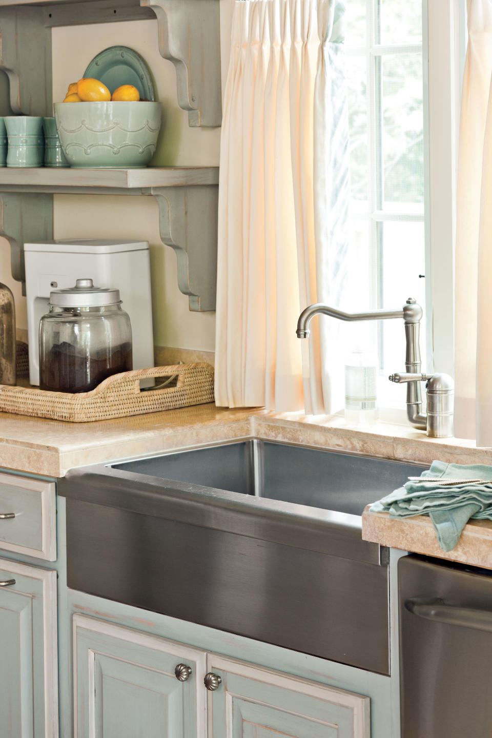 Farm-Style Sink