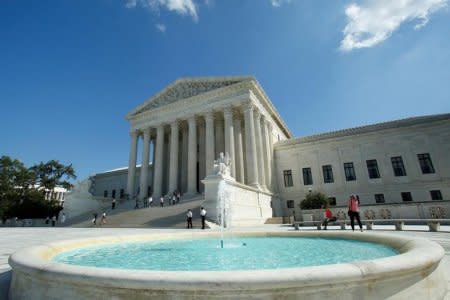 U.S. Supreme Court is seen in Washington, U.S., October 3, 2016.  REUTERS/Yuri Gripas