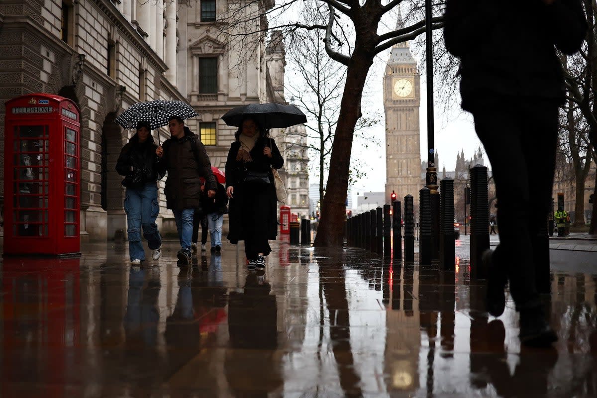 "Don’t get your hopes up for a picture-perfect white landscape," says Met Office deputy chief meteorologist Helen Caughey (AFP via Getty Images)