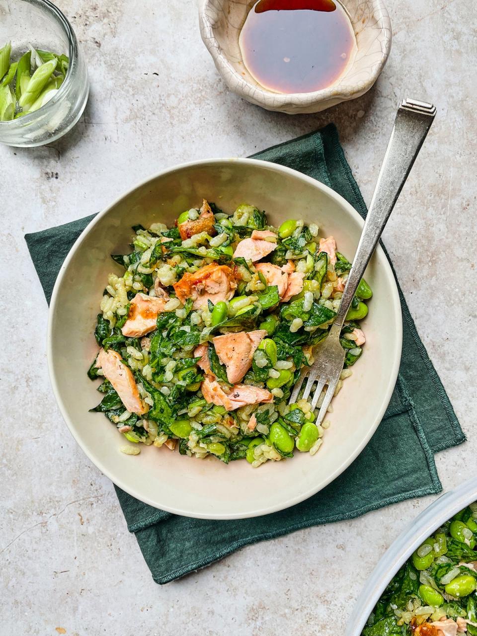 This salad has less than 500 calories and is a source of protein and fibre (Discover Great Veg)