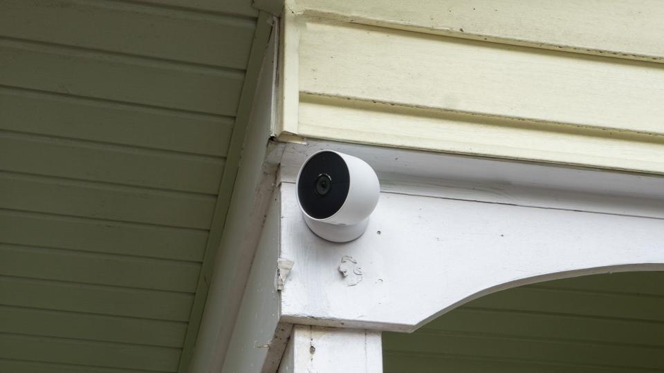 Google Nest Cam Battery mounted outside