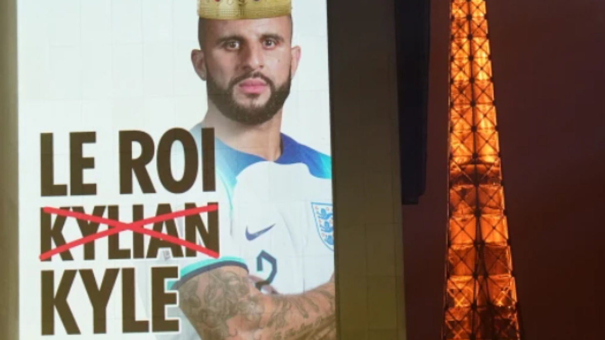 Le quotidien « The Sun » a projeté plusieurs visuels ce vendredi 9 décembre dans les rues de Paris, mettant en scène les stars des Three Lions avec des « punchlines » pour les Bleus.