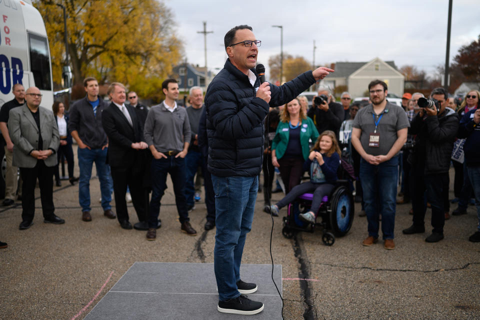 BEAVER, PA - NOVEMBER 1: Pennsylvania Attorney General Josh Shapiro, Democratic candidate for governor, speaks at a campaign stop on Tuesday, November 1, 2022 in Beaver, Pa. (Photo by Justin Merriman/For The Washington Post via Getty Images)