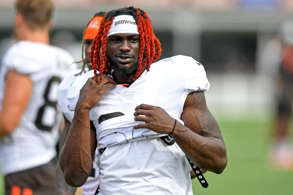 Browns safety Harrison fined for sideline skirmish vs Chiefs - The