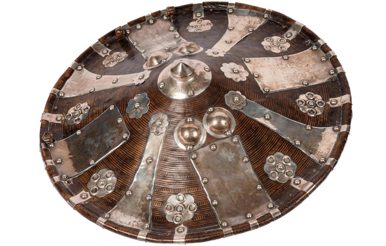 <span>The 19th-century shield carries an estimate of £800-£1,200 but the Ethiopian government has appealed for it to be withdrawn from the auction.</span><span>Photograph: AndersonandGarland.com</span>
