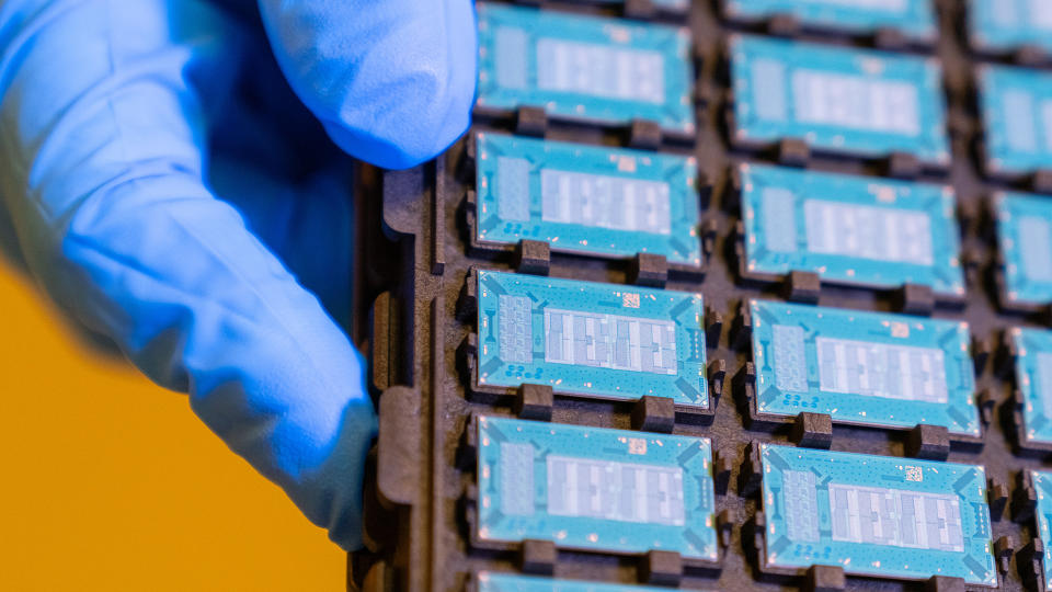 Intel glass substrates in the lab.