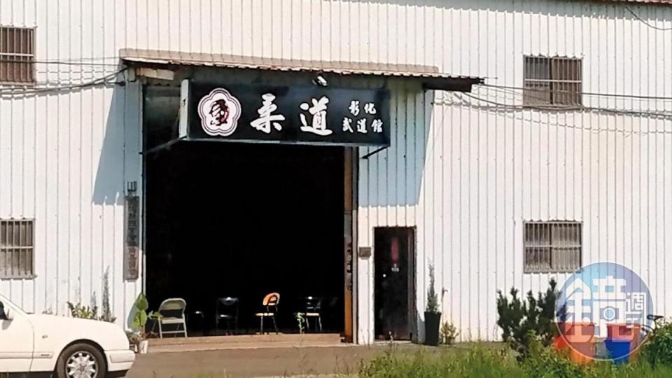 卓家的柔道道館在彰化頗負盛名，也招收了不少學生。