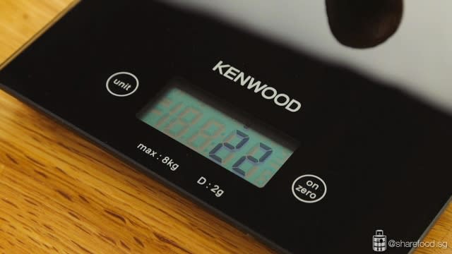 Dividing lotus paste with Kenwood weighing scale