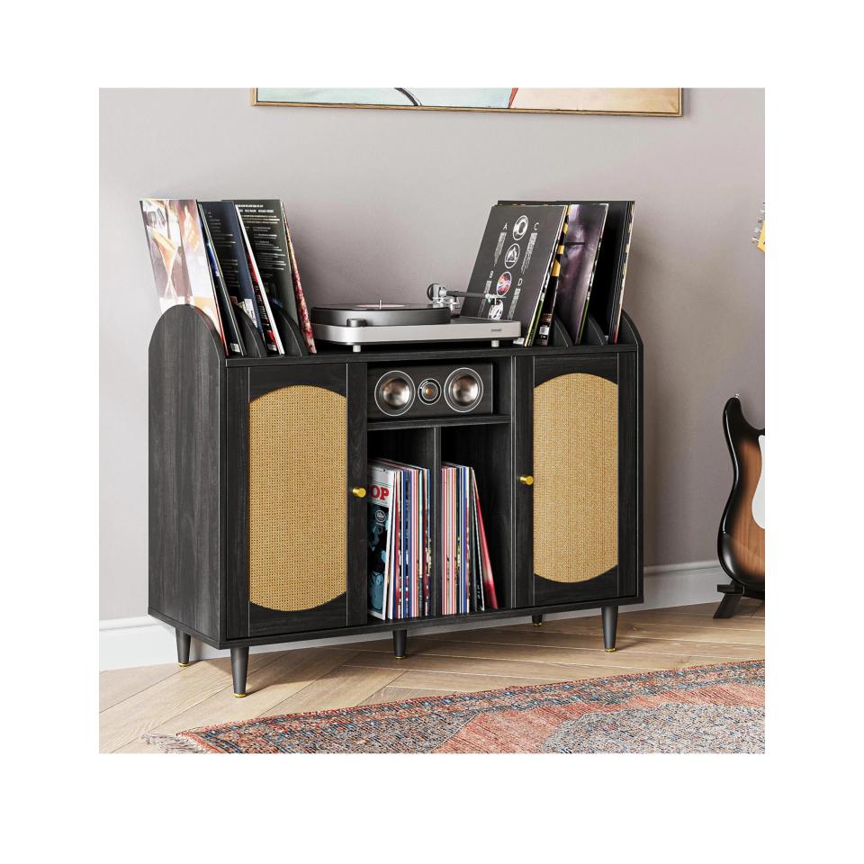 7 Best Storage Cabinets for Vinyl Records: How to Organize Your Music