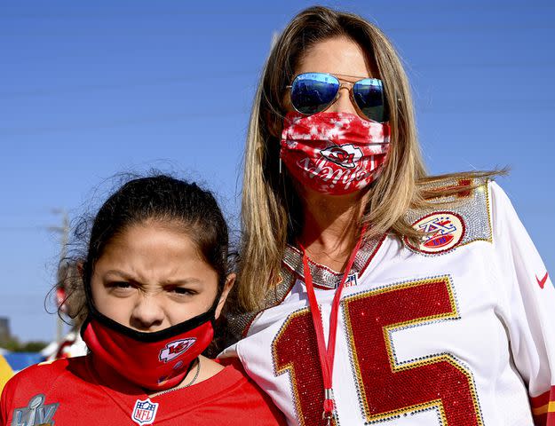 Douglas P. DeFelice/Getty Images Mia Randall and Randi Martin.