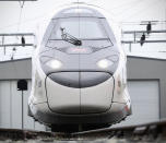 These trials are conducted at speeds of up to 320 km/h (198 m/h), and assess dynamic behaviour, electromagnetic compatibility, braking performance, noise levels, and traction capabilities.