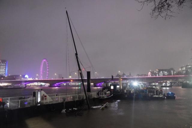 London party boat sinks on the Thames after heavy rainfall