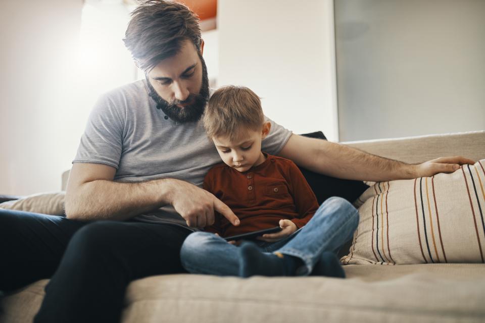 Viele Eltern gaben zu, das Online-Nutzungsverhalten ihrer Kinder nicht richtig zu kontrollieren. (Symbolbild: Getty Images)