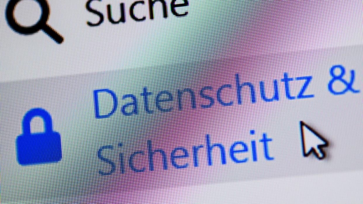 Das ausgeprägte Bewusstsein der Jugendlichen für Datenschutz führt bei den meisten nicht dazu, dass sie bereit wären, für mehr Schutz auch zu zahlen. Foto: Patrick Pleul