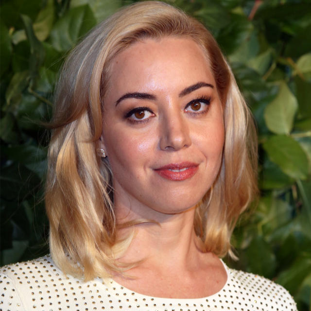 Aubrey Plaza Has Toned Abs, Legs In 'The White Lotus' Event Pics