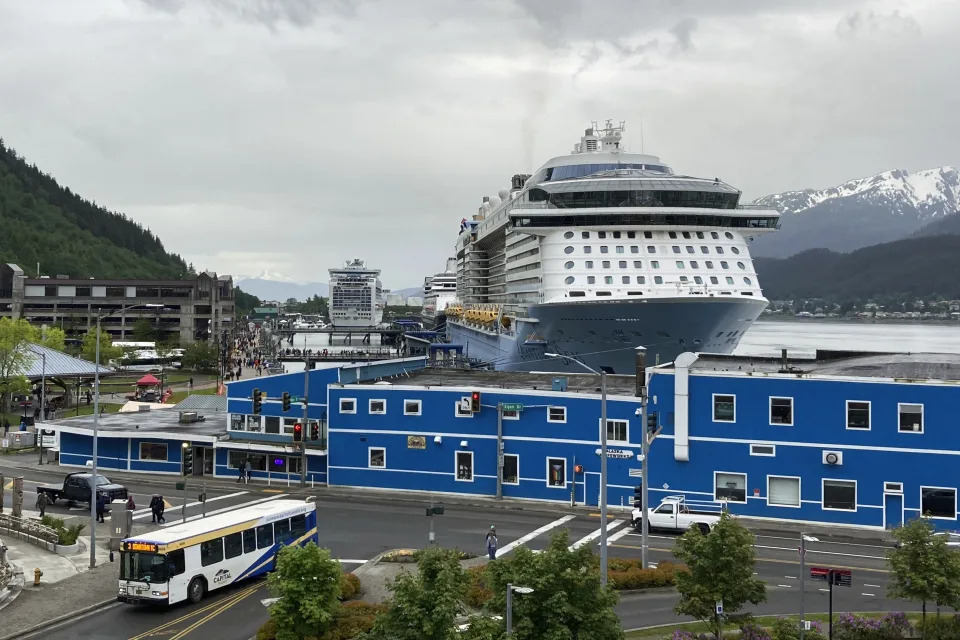 Juneau Considera Prohibir Cruceros los Sábados para Dar un Respiro a los Residentes