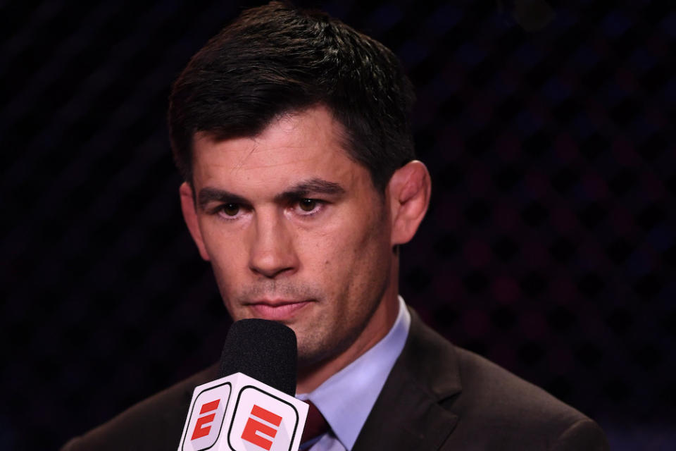 Dominick Cruz regresa a su suite en el Día de la Independencia de México