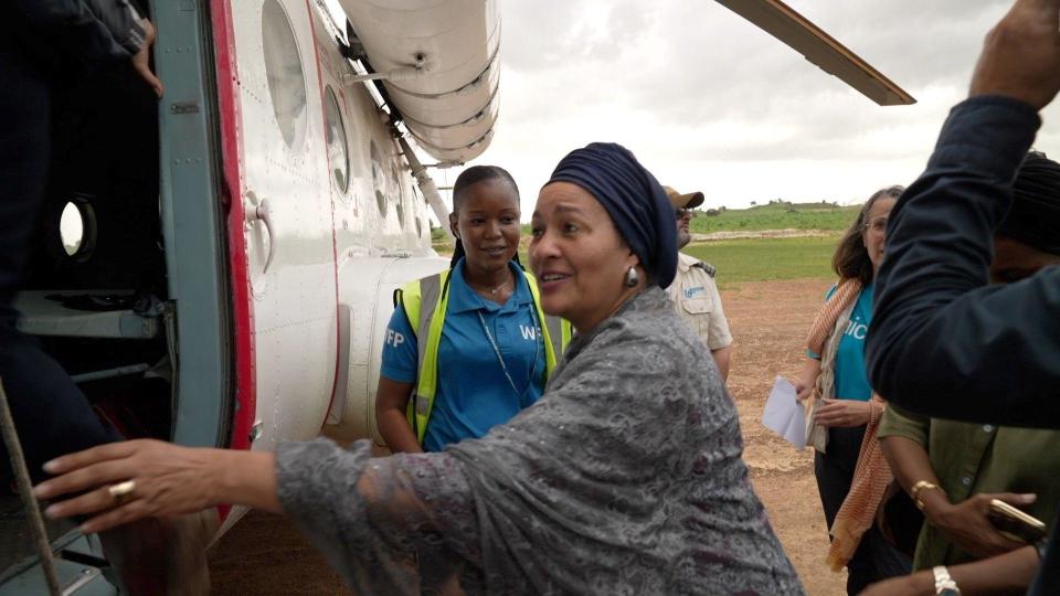 UN Deputy Secretary General Amina Mohamed getting into a helicopter