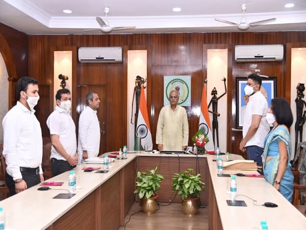 Visual of the meeting chaired by Chhattisgarh Chief Minister Bhupesh Baghel (Photo/Twittter)