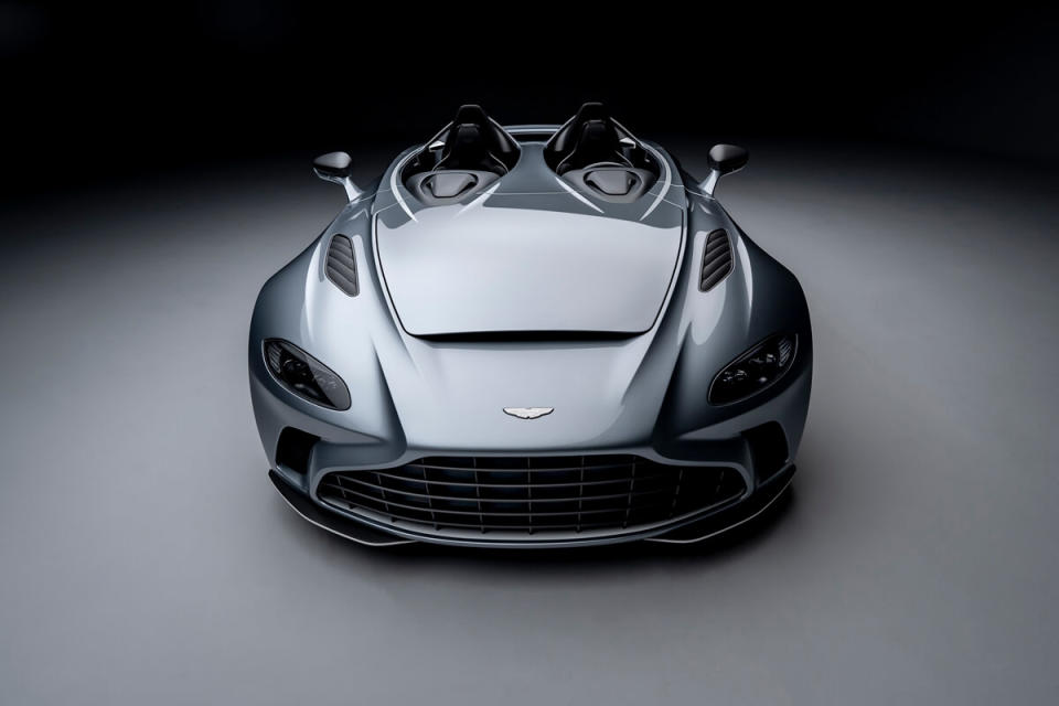 V12-Speedster-1.jpg