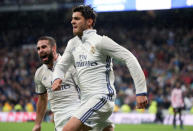 Football Soccer - Spanish Liga Santander - Real Madrid v Athletic Bilbao- Santiago Bernabeu stadium, Madrid, Spain 23/10/16. Real Madrid's Dani Carvajal celebrates Alvaro Morata's goal. REUTERS/Andrea Comas