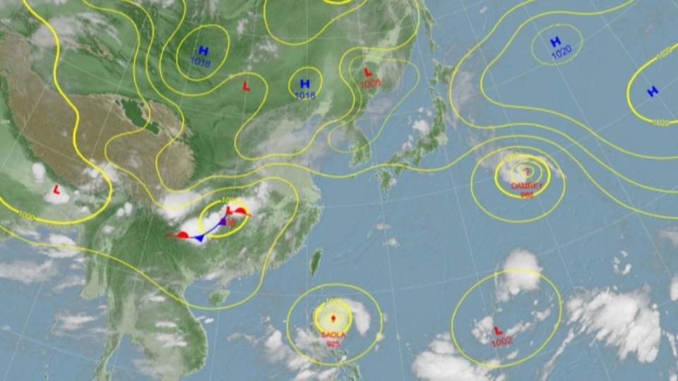 蘇拉今（27）日凌晨增強為強颱。（圖／氣象局）