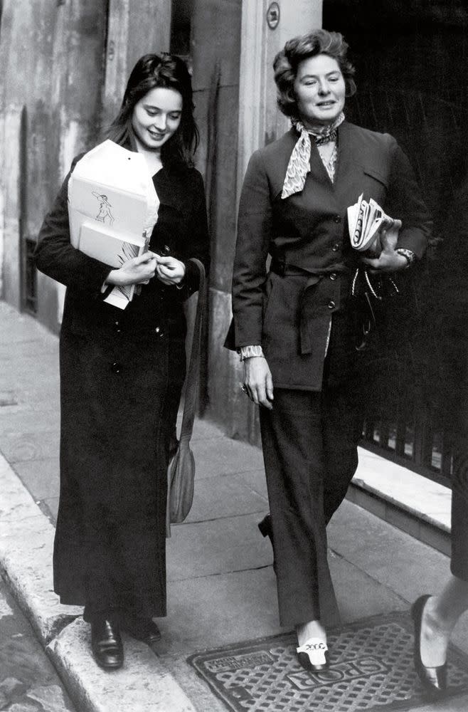 <p>Isabella Rossellini with her mother, Ingrid Bergman, in 1974. Mondadori Portfolio/Getty Images</p>
