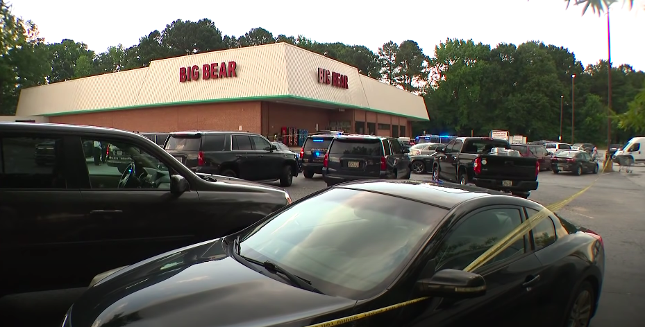 A cashier was killed and a DeKalb County retired deputy injured at a supermarket after a man opened fire over arguments about a mask (11Alive/Screengrab)