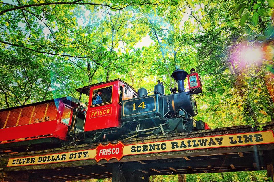 Silver Dollar City train