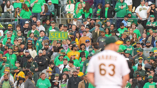 Oakland Athletics fans hold reverse boycott at Coliseum