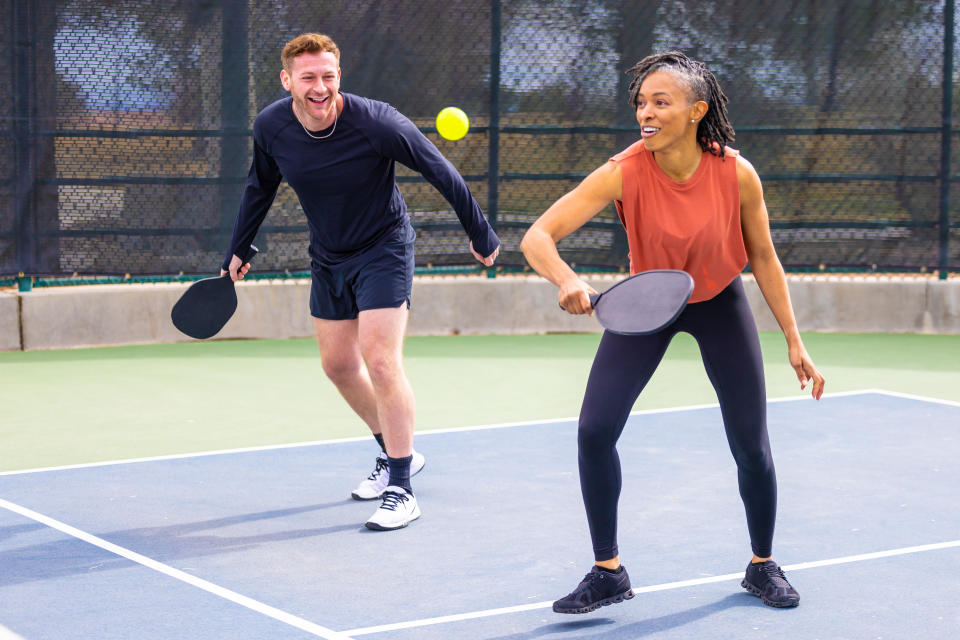 outdoor pickleball scene