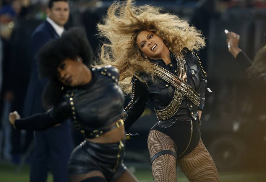 Beyonce Channeled Michael Jackson With Her Epic Super Bowl Halftime Outfit