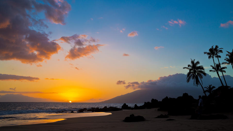 <p>La deuxième plus grande île hawaïenne regorge de montagnes, de cratères et de superbes sentiers de randonnée.<br><em>[Photo : Flickr/ Ruediger Gros]</em> </p>