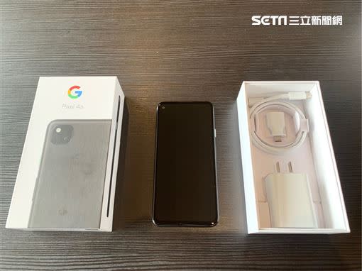  Google Pixel 4a 熱騰騰搶先開箱。（圖／記者谷庭攝）