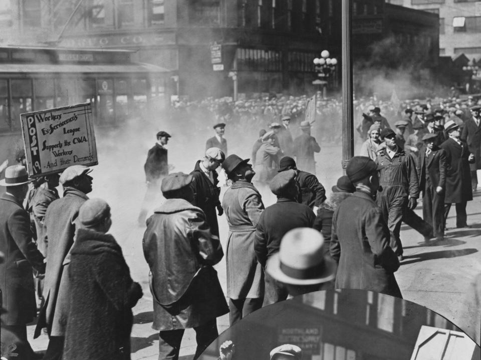 People towards City Hall, Minneapolis, Minnesota, April 6, 1934.