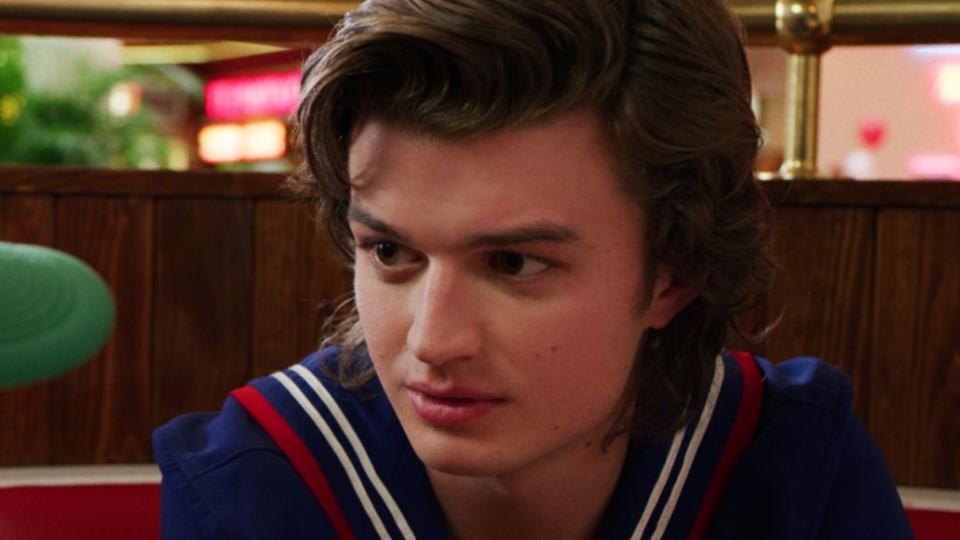 stranger things joe keery Stranger Things Recap: Before You Watch Season 4, Heres What Happened In Season 3