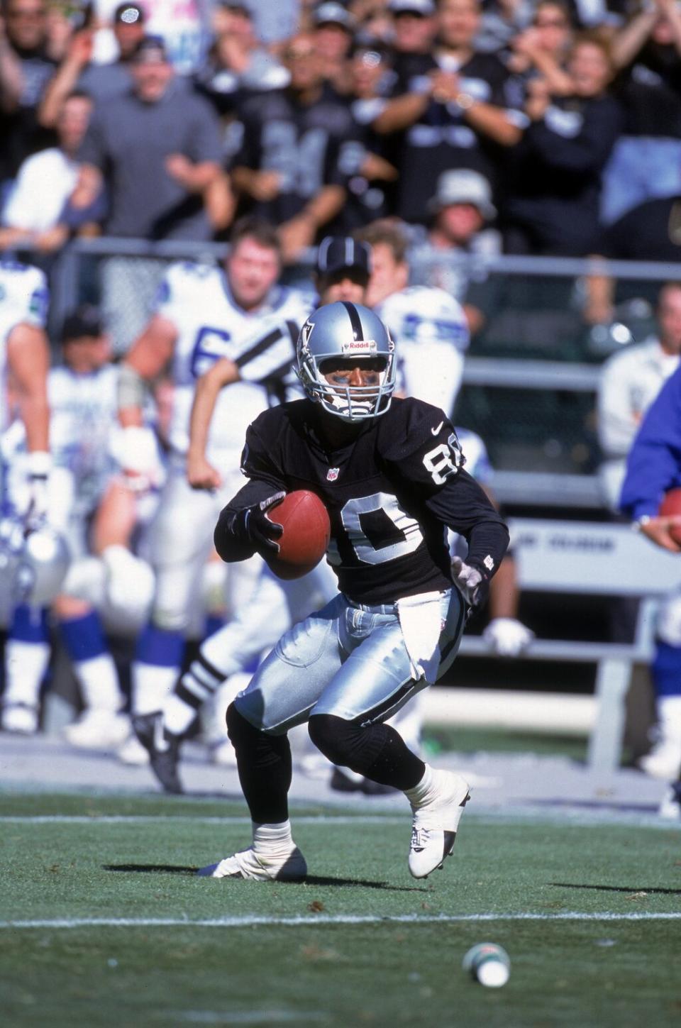 Andre Rison with the Raiders in 2000. (Tom Hauck /Allsport)