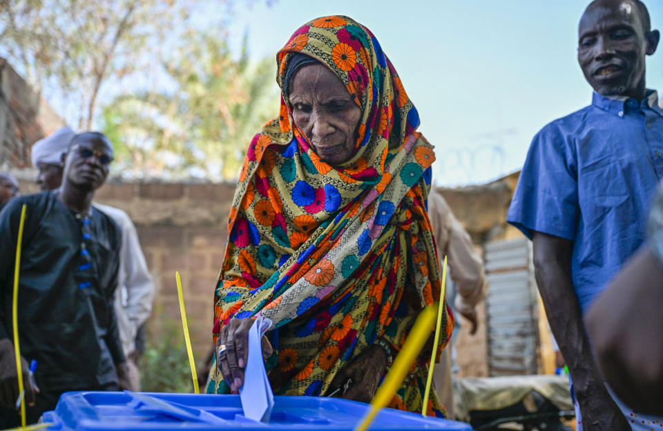 Chadians vote in N'djamena, Chad, Monday, May 6, 2024. Voters in Chad headed to the polls on Monday to cast their ballot in a long delayed presidential election that is set to end three years of military rule under interim president, Mahamat Deby Itno. (AP Photo/Mouta)