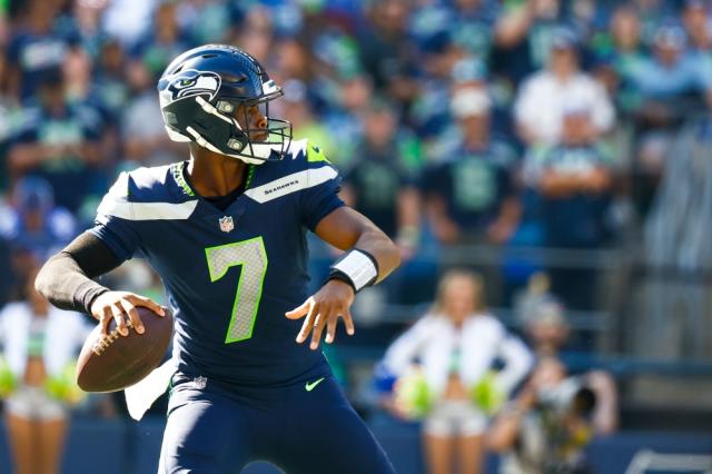 Russell Wilson's Suit For Monday Night Football Is Shiny