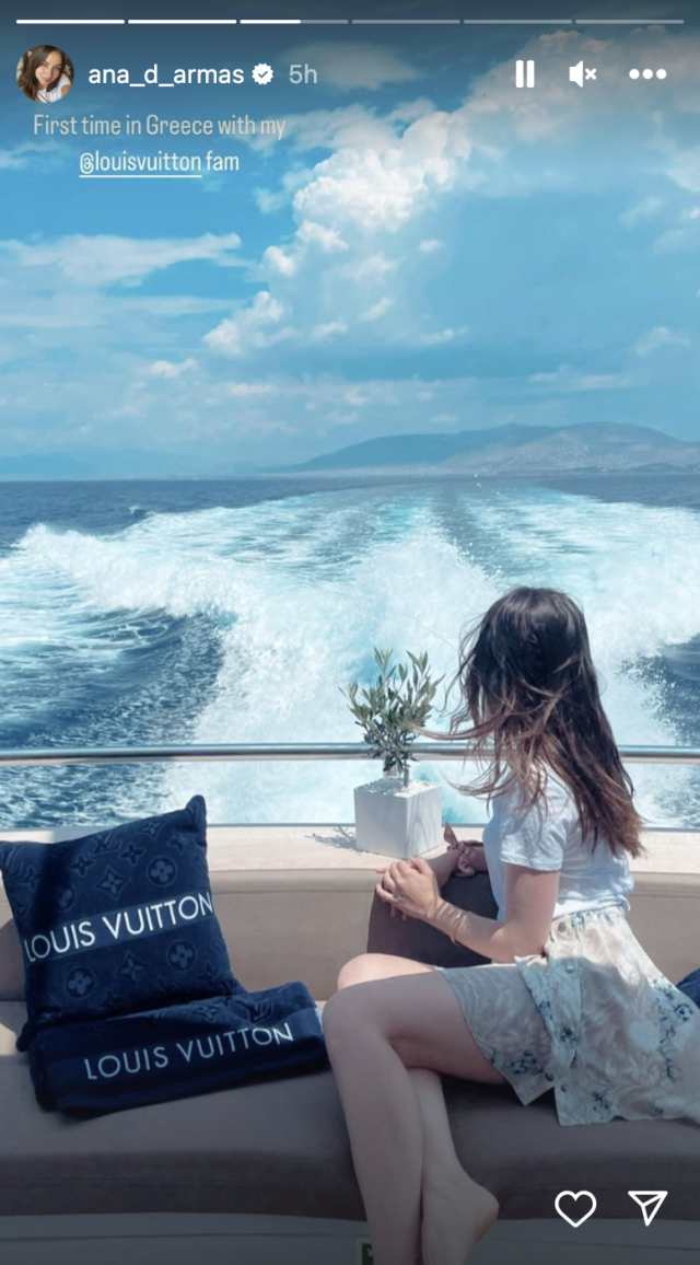 Ana De Arms With Toned AF Legs On A Boat In This IG Snap = Summer Goals