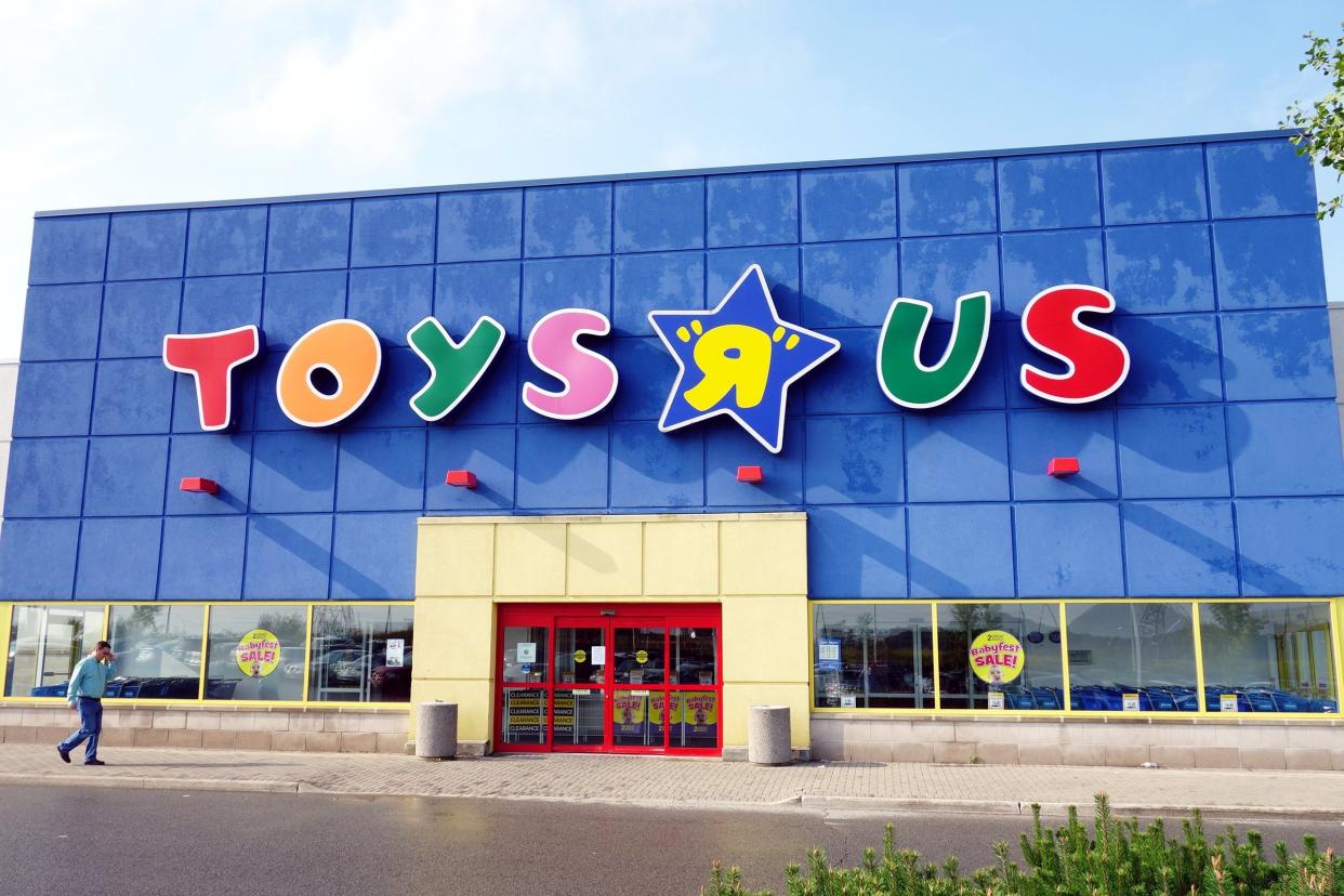 Toys "R" Us store