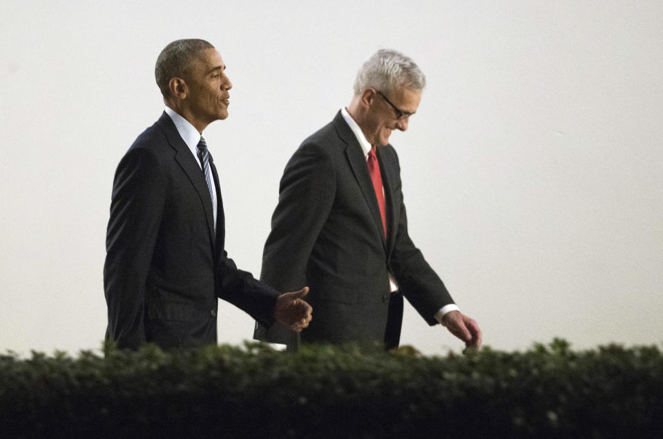 President Barack Obama and former White House chief of staff Denis McDonough, who is one of several Obama administration alums tapped to come back and serve in the Biden administration. (Photo: AP Photo/Manuel Balce Ceneta)