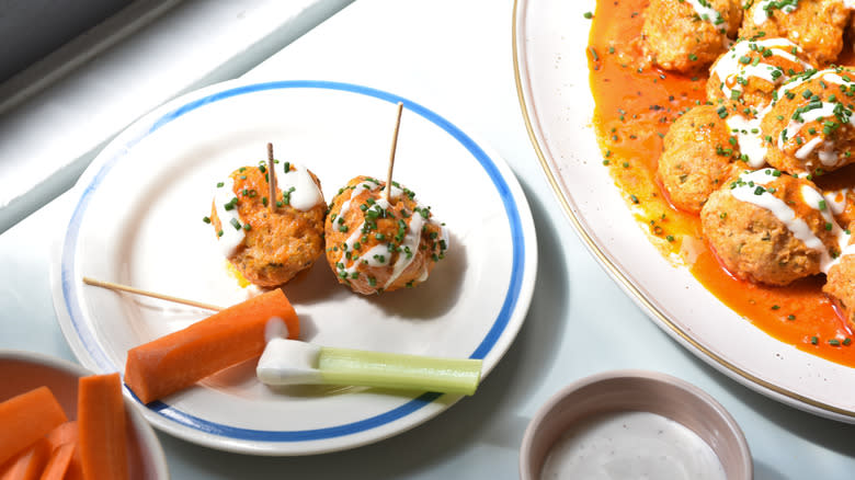 buffalo chicken meatballs and veggies