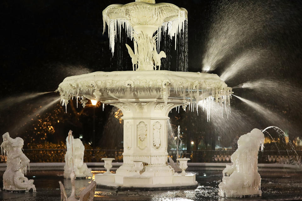 Ice forms on the water fountain in Forsyth Park as snow and cold weather blanket the area on Jan. 4, 2018 in Savannah, Ga. (Photo: Joe Raedle/Getty Images)