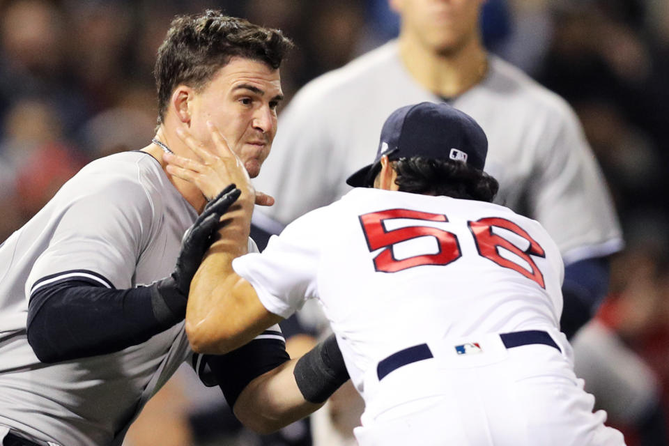 Austin and Kelly go at it. (Photo: Maddie Meyer via Getty Images)