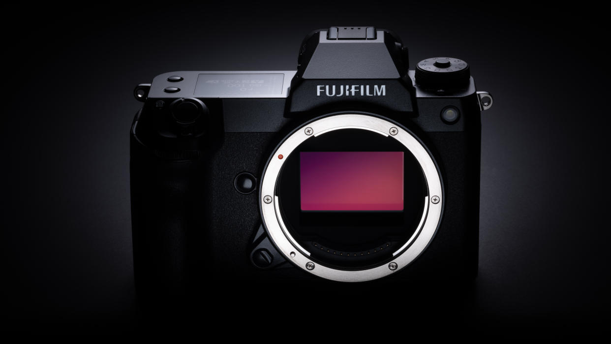  Fujifilm GFX100S. 