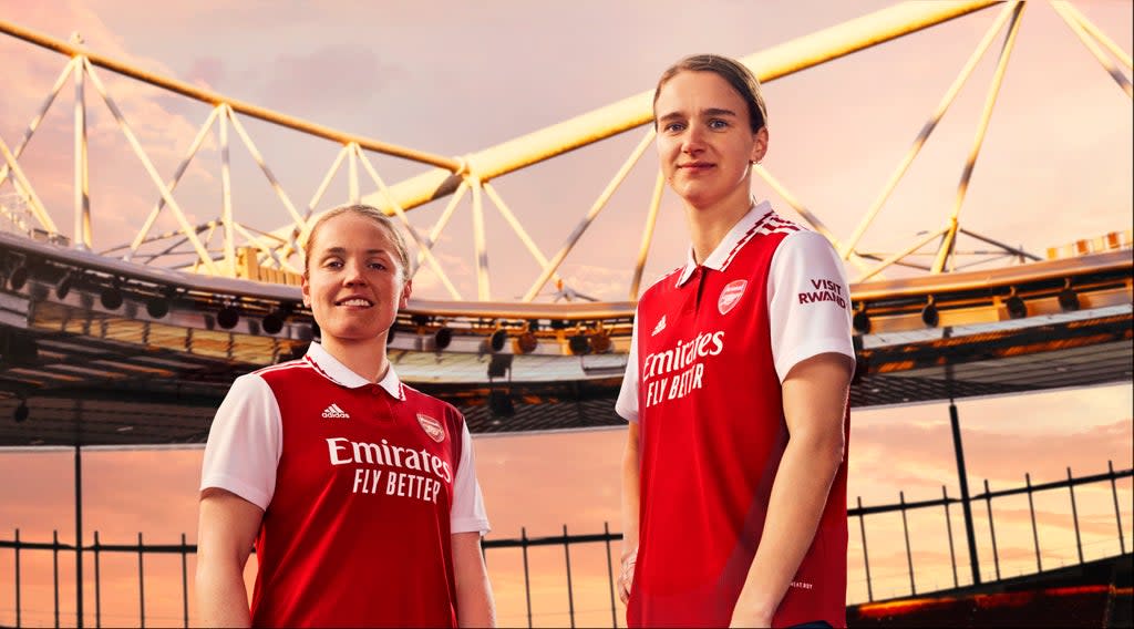 Arsenal unveil new home kit for 2022-23 featuring 'lightning bolt